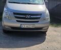 Сірий Хендай H-1, об'ємом двигуна 2.5 л та пробігом 263 тис. км за 11500 $, фото 1 на Automoto.ua
