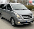 Серый Хендай H-1, объемом двигателя 2.5 л и пробегом 168 тыс. км за 17300 $, фото 3 на Automoto.ua