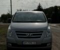 Сірий Хендай H-1, об'ємом двигуна 2.5 л та пробігом 88 тис. км за 17500 $, фото 1 на Automoto.ua