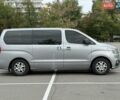 Сірий Хендай H-1, об'ємом двигуна 2.5 л та пробігом 60 тис. км за 23500 $, фото 5 на Automoto.ua