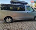 Серый Хендай H-1, объемом двигателя 2.5 л и пробегом 80 тыс. км за 25900 $, фото 3 на Automoto.ua