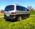 Серый Хендай H-1, объемом двигателя 2.4 л и пробегом 320 тыс. км за 2700 $, фото 3 на Automoto.ua