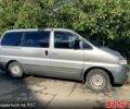 Серый Хендай H-1, объемом двигателя 2.5 л и пробегом 285 тыс. км за 4500 $, фото 1 на Automoto.ua