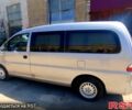 Серый Хендай H-1, объемом двигателя 2.5 л и пробегом 312 тыс. км за 5500 $, фото 7 на Automoto.ua