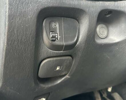 Синій Хендай H-1, об'ємом двигуна 2.35 л та пробігом 386 тис. км за 2500 $, фото 19 на Automoto.ua