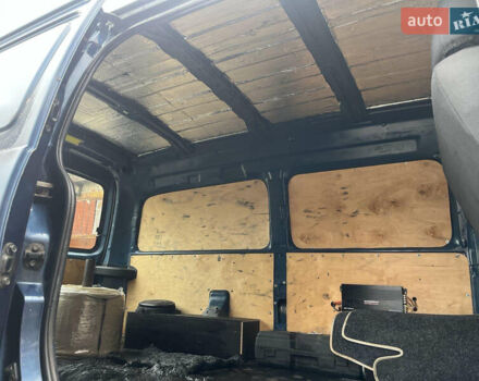 Синий Хендай H-1, объемом двигателя 2.5 л и пробегом 353 тыс. км за 5700 $, фото 10 на Automoto.ua