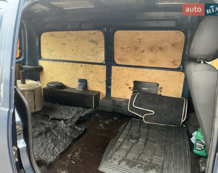 Синий Хендай H-1, объемом двигателя 2.5 л и пробегом 353 тыс. км за 5700 $, фото 9 на Automoto.ua