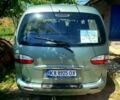 Зеленый Хендай H-1, объемом двигателя 2.5 л и пробегом 180 тыс. км за 3500 $, фото 1 на Automoto.ua
