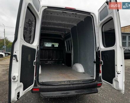 Хендай H350 2016 в Киеве на Automoto.ua Белый Хендай H350, объемом двигателя 2.5 л и пробегом 350 тыс. км за 11500 $, фото 17 на Automoto.ua