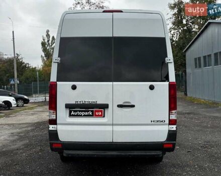 Хендай H350 2016 в Киеве на Automoto.ua Белый Хендай H350, объемом двигателя 2.5 л и пробегом 350 тыс. км за 11500 $, фото 6 на Automoto.ua