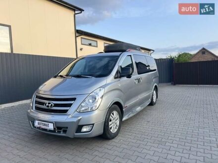 Хендай H350 2016 в Хмельницком на Automoto.ua Серый Хендай H350, объемом двигателя 2.5 л и пробегом 120 тыс. км за 17200 $, фото 1 на Automoto.ua