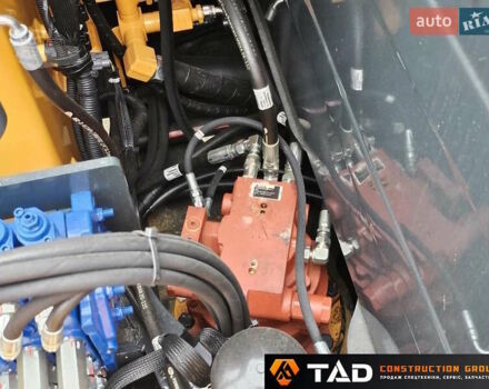 Желтый Хендай HX, объемом двигателя 0 л и пробегом 1 тыс. км за 69769 $, фото 12 на Automoto.ua