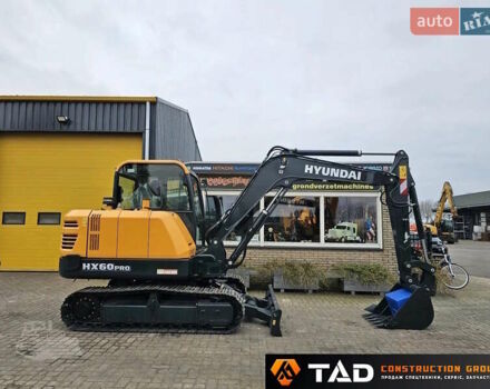 Желтый Хендай HX, объемом двигателя 0 л и пробегом 1 тыс. км за 69769 $, фото 4 на Automoto.ua