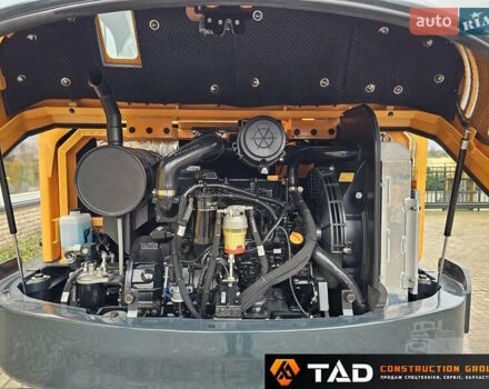 Желтый Хендай HX, объемом двигателя 0 л и пробегом 1 тыс. км за 69769 $, фото 10 на Automoto.ua