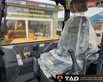 Желтый Хендай HX, объемом двигателя 0 л и пробегом 1 тыс. км за 69769 $, фото 9 на Automoto.ua