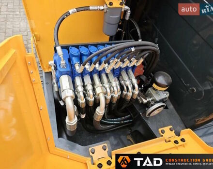 Желтый Хендай HX, объемом двигателя 0 л и пробегом 1 тыс. км за 69769 $, фото 14 на Automoto.ua