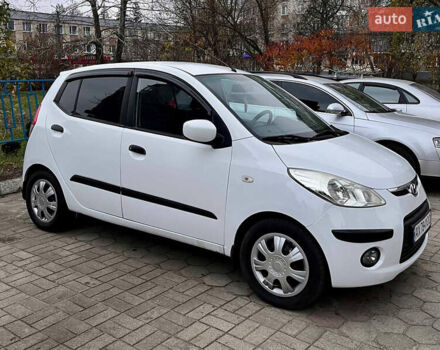 Белый Хендай и10, объемом двигателя 1.1 л и пробегом 169 тыс. км за 5800 $, фото 1 на Automoto.ua
