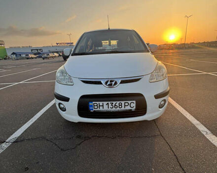 Белый Хендай и10, объемом двигателя 1.09 л и пробегом 115 тыс. км за 5400 $, фото 1 на Automoto.ua