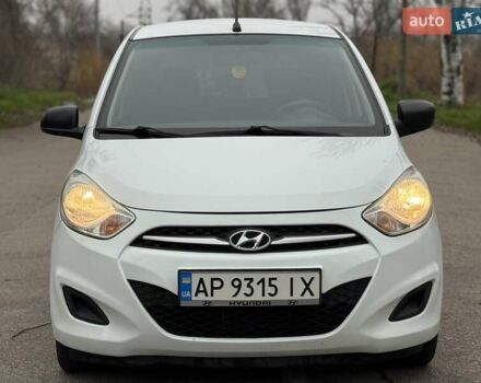 Белый Хендай и10, объемом двигателя 1.09 л и пробегом 160 тыс. км за 4500 $, фото 14 на Automoto.ua