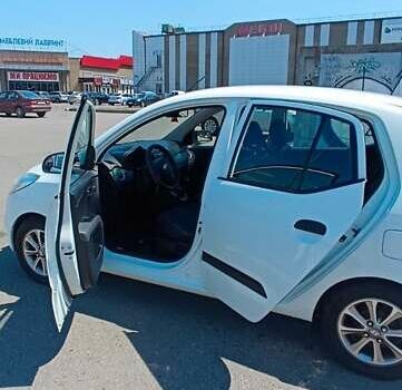 Білий Хендай і10, об'ємом двигуна 1.09 л та пробігом 162 тис. км за 4600 $, фото 6 на Automoto.ua