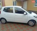Белый Хендай и10, объемом двигателя 1.25 л и пробегом 80 тыс. км за 4999 $, фото 1 на Automoto.ua