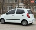 Белый Хендай и10, объемом двигателя 1.09 л и пробегом 160 тыс. км за 4500 $, фото 7 на Automoto.ua