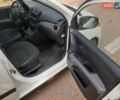 Белый Хендай и10, объемом двигателя 1.09 л и пробегом 83 тыс. км за 4500 $, фото 3 на Automoto.ua