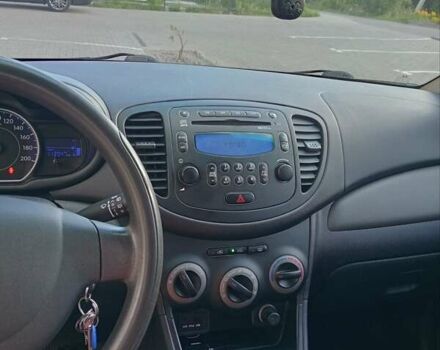 Білий Хендай і10, об'ємом двигуна 1.1 л та пробігом 114 тис. км за 6200 $, фото 3 на Automoto.ua