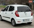 Белый Хендай и10, объемом двигателя 1.09 л и пробегом 160 тыс. км за 4500 $, фото 6 на Automoto.ua