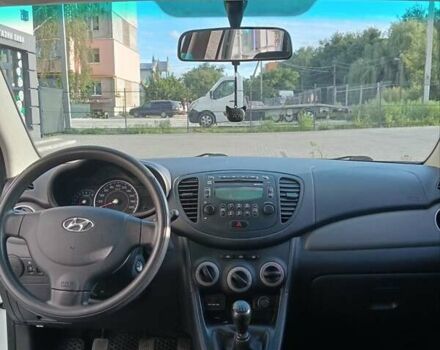 Білий Хендай і10, об'ємом двигуна 1.1 л та пробігом 114 тис. км за 6200 $, фото 10 на Automoto.ua