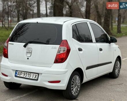 Белый Хендай и10, объемом двигателя 1.09 л и пробегом 160 тыс. км за 4500 $, фото 11 на Automoto.ua