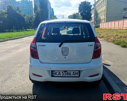 Білий Хендай і10, об'ємом двигуна 1.1 л та пробігом 121 тис. км за 6500 $, фото 1 на Automoto.ua