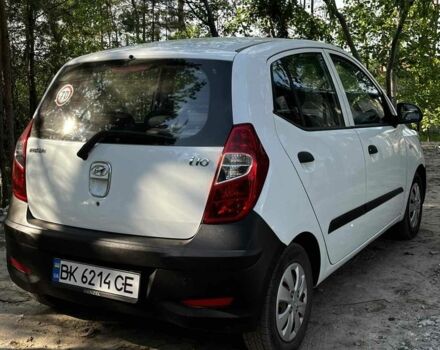 Белый Хендай и10, объемом двигателя 1.1 л и пробегом 128 тыс. км за 4500 $, фото 1 на Automoto.ua