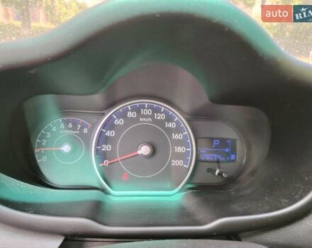 Білий Хендай і10, об'ємом двигуна 1.1 л та пробігом 128 тис. км за 6400 $, фото 11 на Automoto.ua