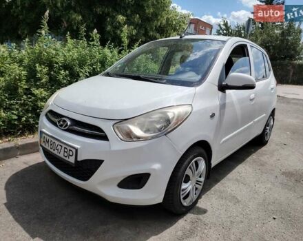 Білий Хендай і10, об'ємом двигуна 1.1 л та пробігом 128 тис. км за 6400 $, фото 1 на Automoto.ua