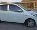 Белый Хендай и10, объемом двигателя 1.2 л и пробегом 125 тыс. км за 6000 $, фото 2 на Automoto.ua