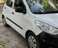 Белый Хендай и10, объемом двигателя 1.1 л и пробегом 128 тыс. км за 4500 $, фото 3 на Automoto.ua