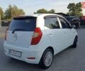 Белый Хендай и10, объемом двигателя 1.2 л и пробегом 125 тыс. км за 6000 $, фото 4 на Automoto.ua