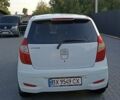Белый Хендай и10, объемом двигателя 1.2 л и пробегом 125 тыс. км за 6000 $, фото 3 на Automoto.ua