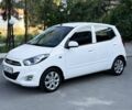 Белый Хендай и10, объемом двигателя 1.2 л и пробегом 55 тыс. км за 7729 $, фото 2 на Automoto.ua