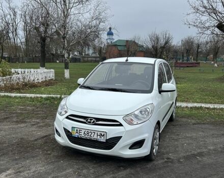 Белый Хендай и10, объемом двигателя 1.1 л и пробегом 15 тыс. км за 5999 $, фото 2 на Automoto.ua