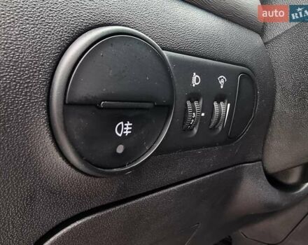 Білий Хендай і10, об'ємом двигуна 1.1 л та пробігом 87 тис. км за 5799 $, фото 41 на Automoto.ua