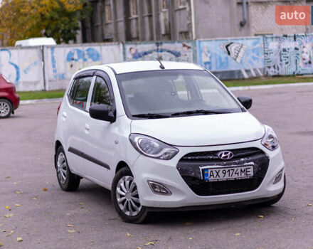 Хендай и10 2013 в Кременчуге на Automoto.ua Белый Хендай и10, объемом двигателя 1.09 л и пробегом 76 тыс. км за 6000 $, фото 6 на Automoto.ua