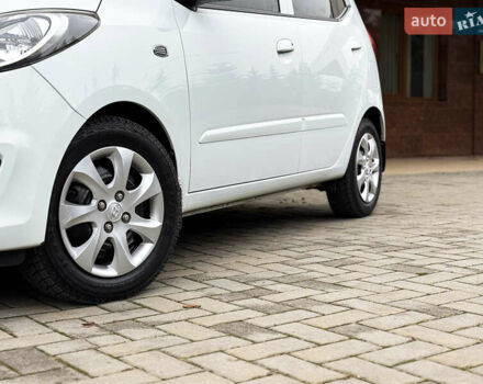 Білий Хендай і10, об'ємом двигуна 1.2 л та пробігом 49 тис. км за 7900 $, фото 9 на Automoto.ua