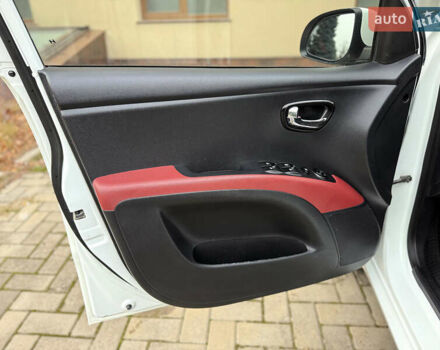 Білий Хендай і10, об'ємом двигуна 1.2 л та пробігом 49 тис. км за 7900 $, фото 56 на Automoto.ua