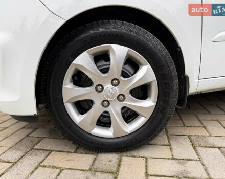 Білий Хендай і10, об'ємом двигуна 1.2 л та пробігом 49 тис. км за 7900 $, фото 8 на Automoto.ua