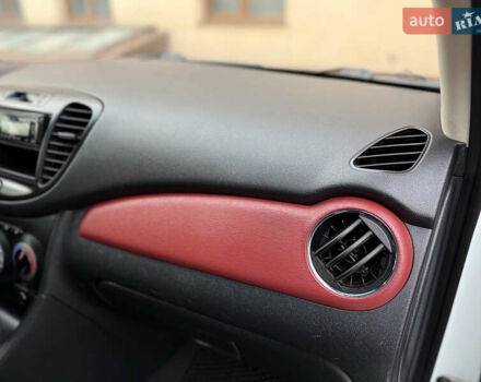 Білий Хендай і10, об'ємом двигуна 1.2 л та пробігом 49 тис. км за 7900 $, фото 66 на Automoto.ua