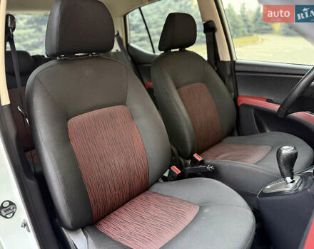 Білий Хендай і10, об'ємом двигуна 1.2 л та пробігом 49 тис. км за 7900 $, фото 65 на Automoto.ua