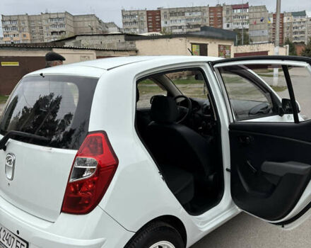 Білий Хендай і10, об'ємом двигуна 1.09 л та пробігом 120 тис. км за 5100 $, фото 5 на Automoto.ua