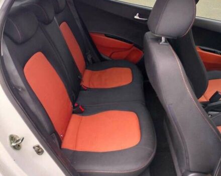 Белый Хендай и10, объемом двигателя 1 л и пробегом 110 тыс. км за 8500 $, фото 5 на Automoto.ua